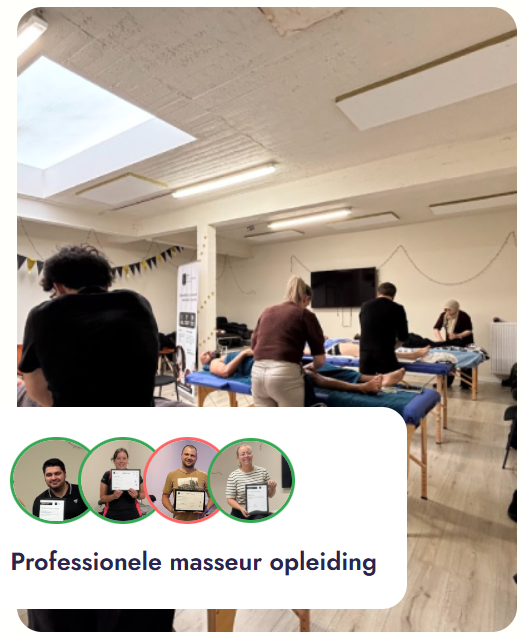 Cursisten tijdens de opleiding